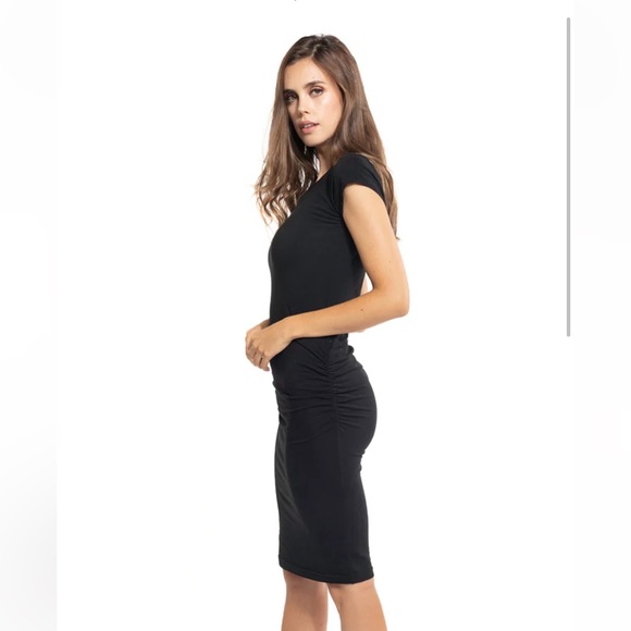 Hard Tail Ruched Capped-sleeved Dress, Black, Size Large - Picture 2 of 7